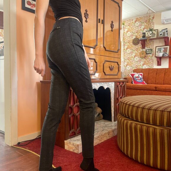 Calvin Klien plaid skinny high waisted business pants! - Picture 7 of 16